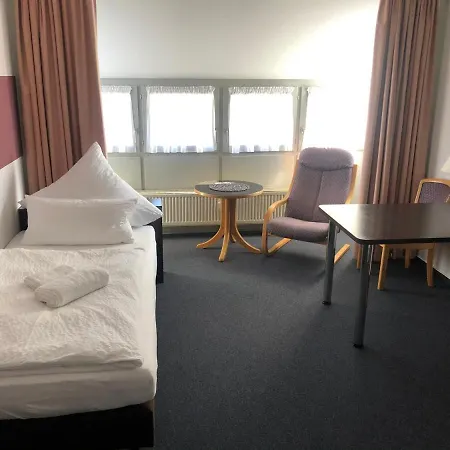 31 * ジンデルフィンゲン